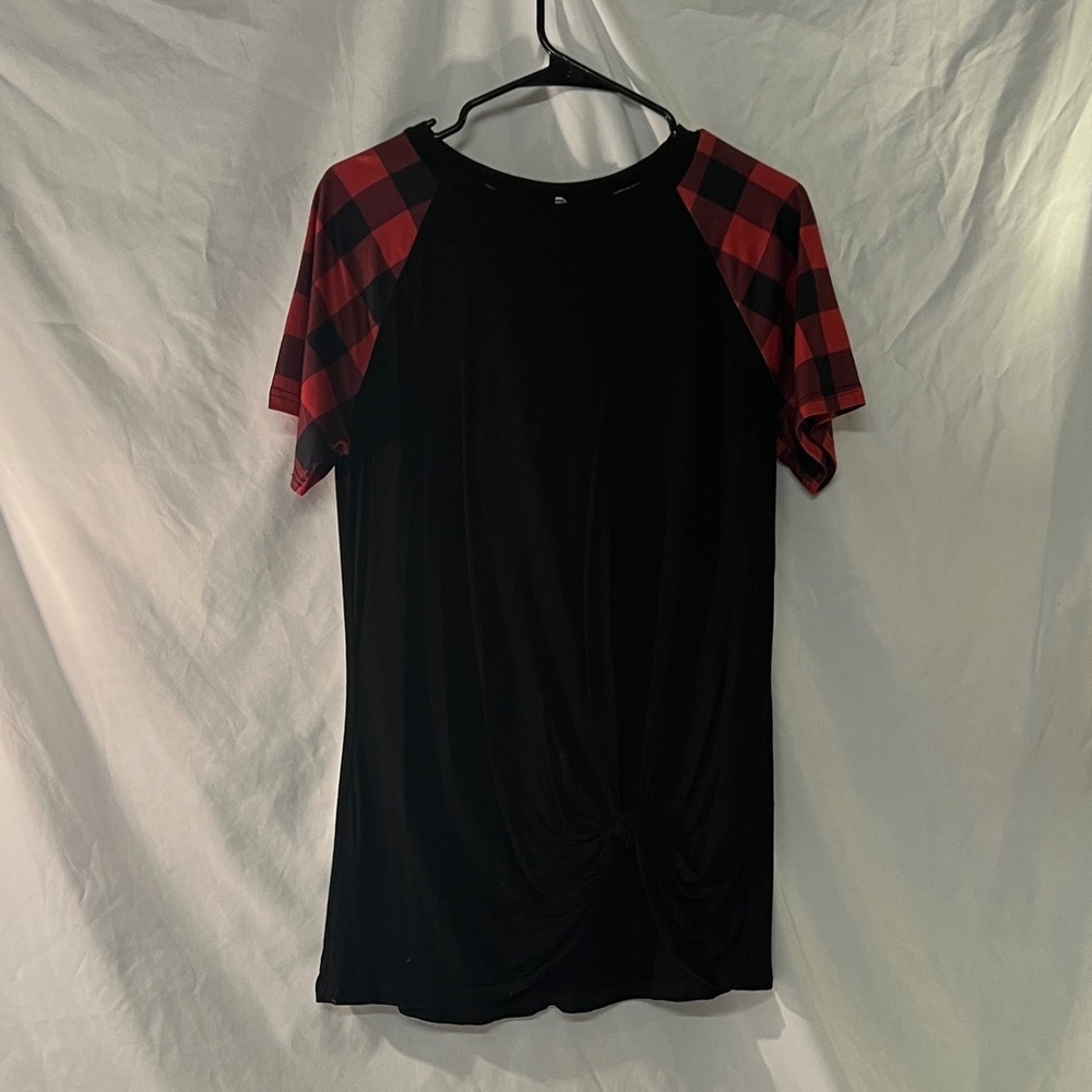 Plaid Sleeve Black Top
